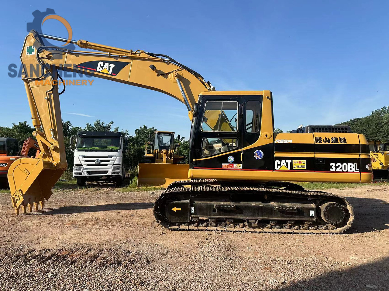 CATERPILLAR 320BL - Escavatore cingolato: foto 2 CATERPILLAR 320BL - Escavatore cingolato: foto 2