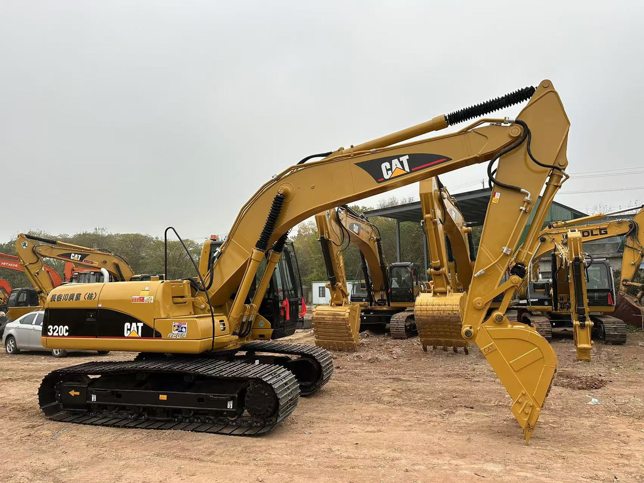 CATERPILLAR 320C - Escavatore cingolato: foto 4 CATERPILLAR 320C - Escavatore cingolato: foto 4