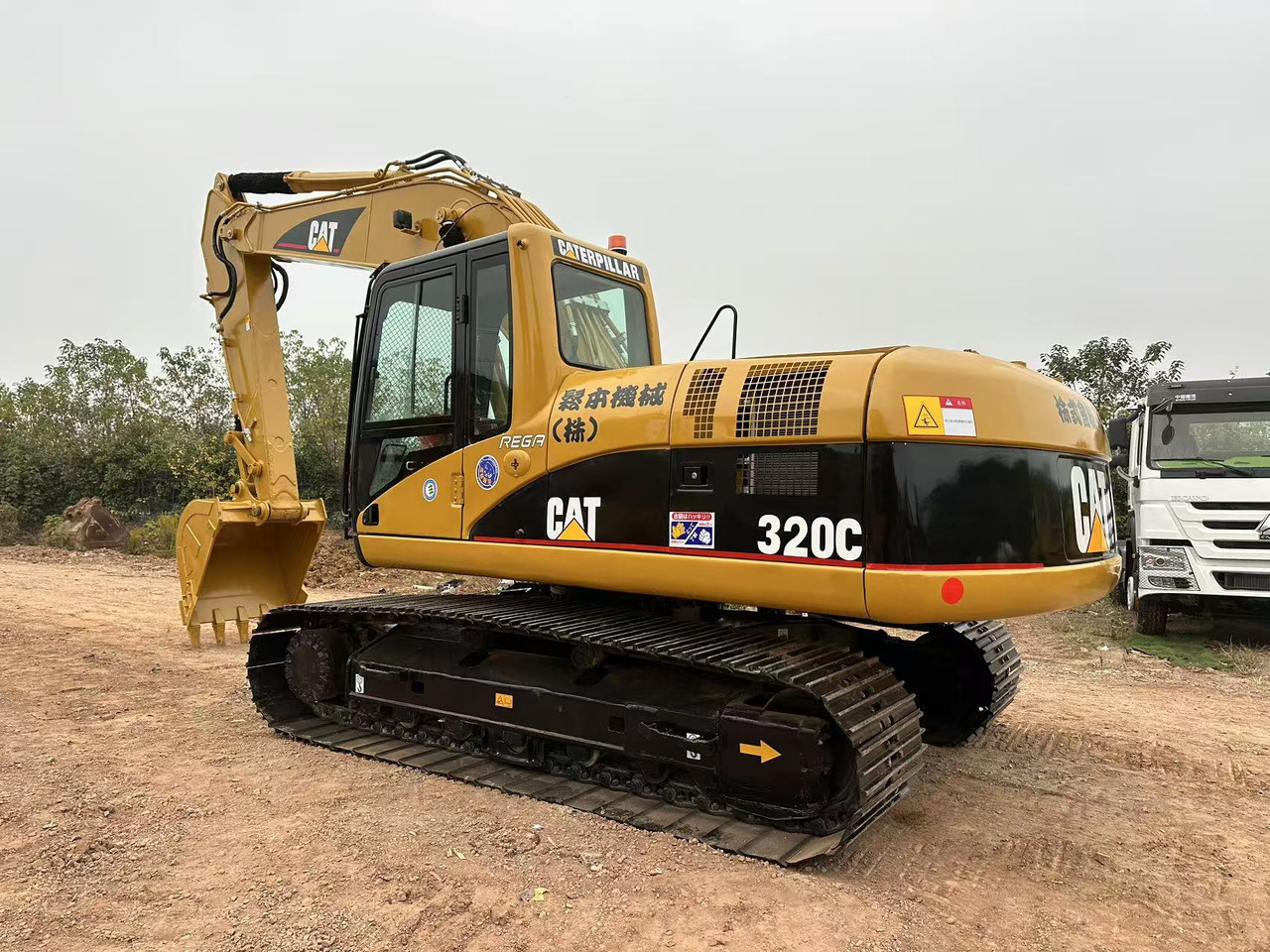 CATERPILLAR 320C - Escavatore cingolato: foto 5 CATERPILLAR 320C - Escavatore cingolato: foto 5