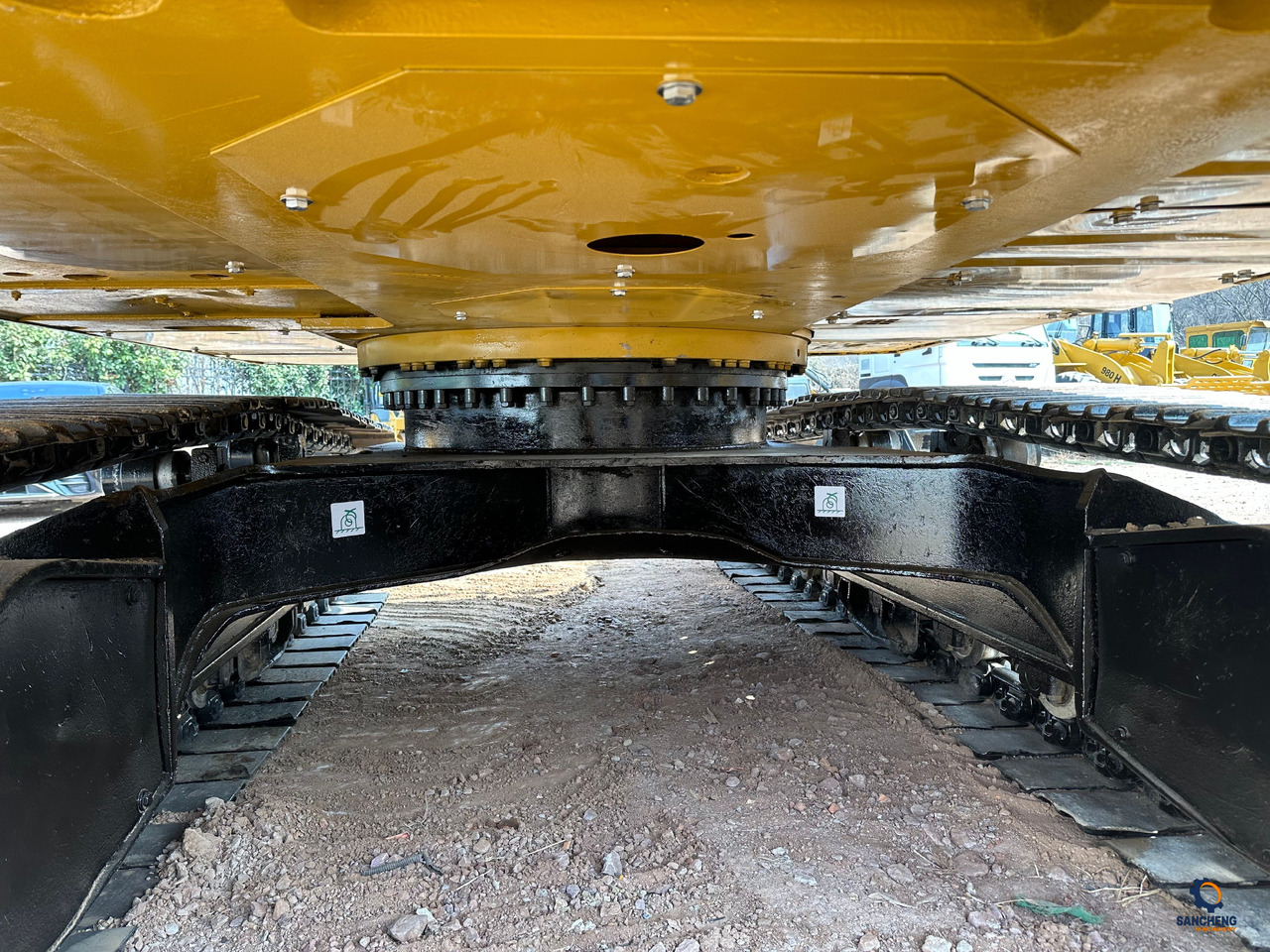 Escavatore cingolato CATERPILLAR 320D2L: foto 9