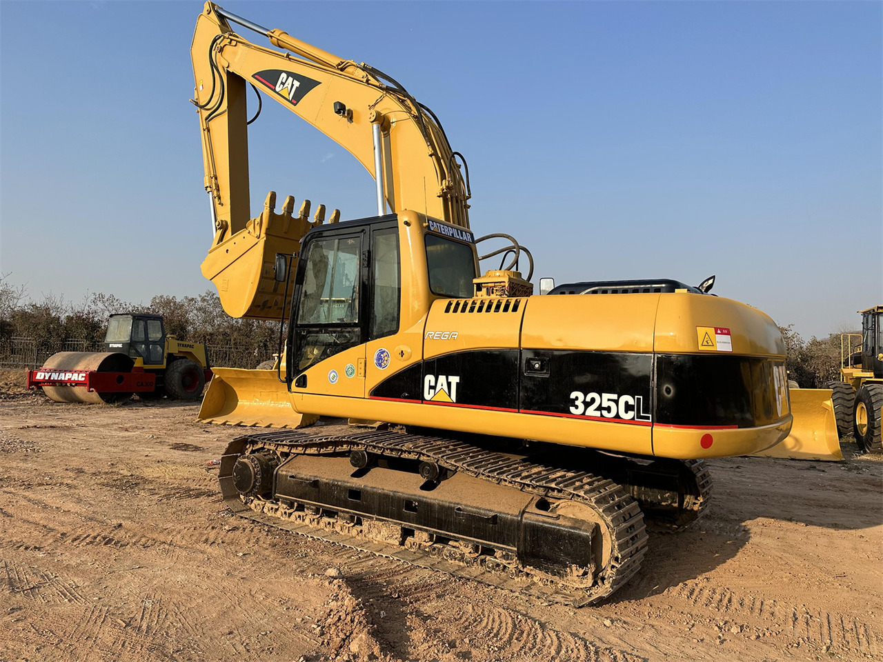 CATERPILLAR 325C - Escavatore cingolato: foto 1 CATERPILLAR 325C - Escavatore cingolato: foto 1