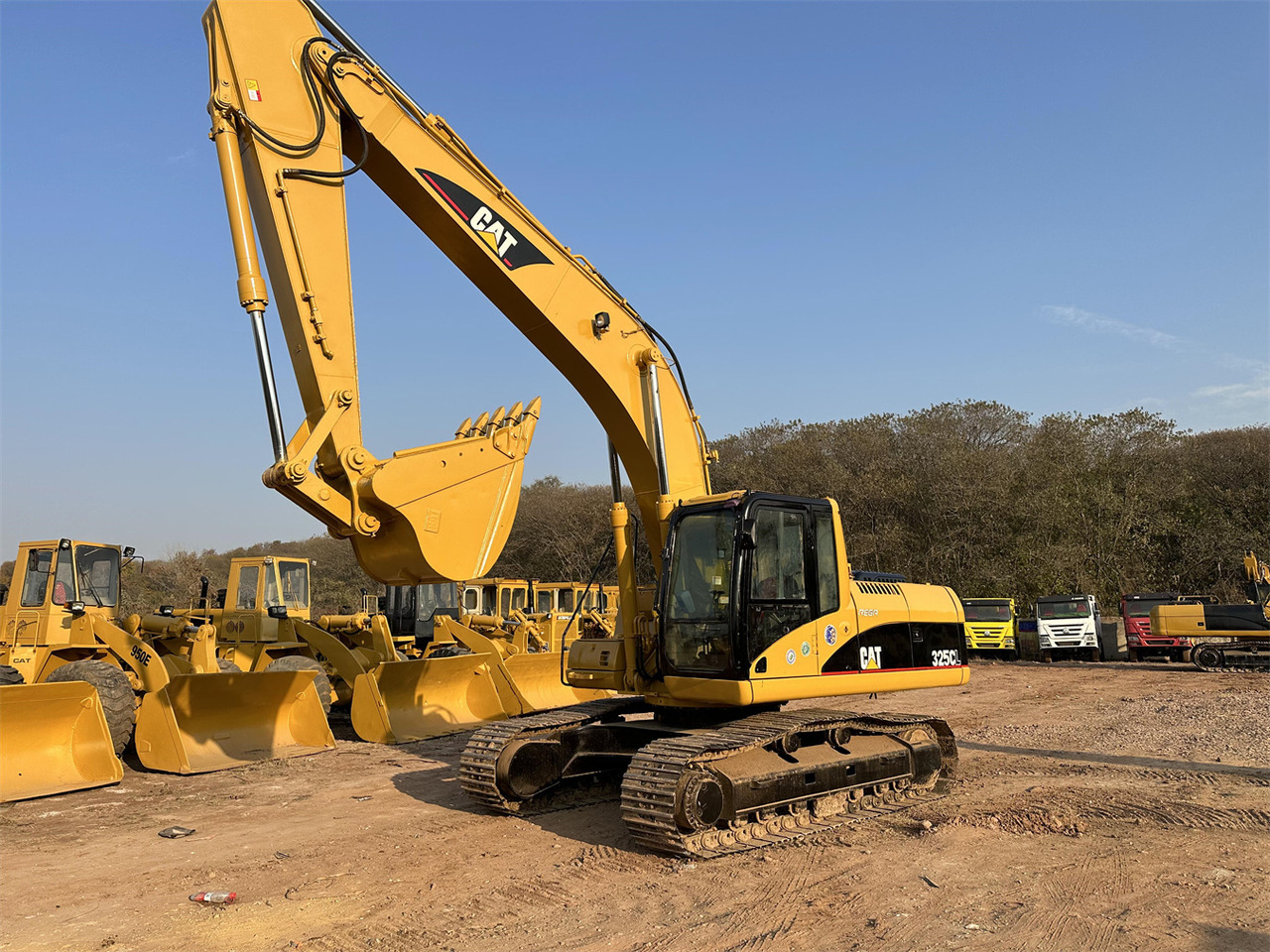 CATERPILLAR 325C - Escavatore cingolato: foto 2 CATERPILLAR 325C - Escavatore cingolato: foto 2
