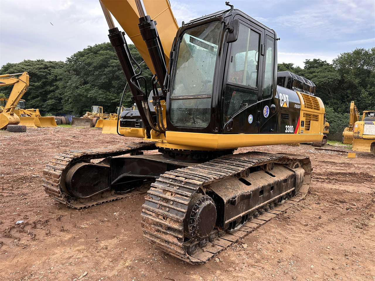 CATERPILLAR 330DL - Escavatore cingolato: foto 4 CATERPILLAR 330DL - Escavatore cingolato: foto 4