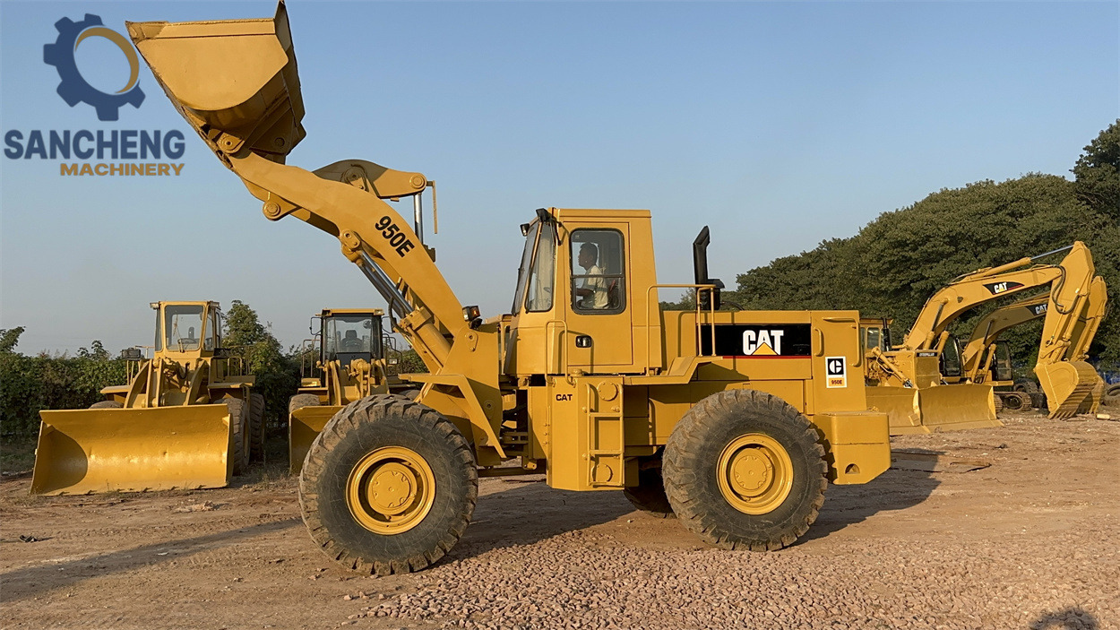 CATERPILLAR 950E - Pala gommata: foto 2 CATERPILLAR 950E - Pala gommata: foto 2