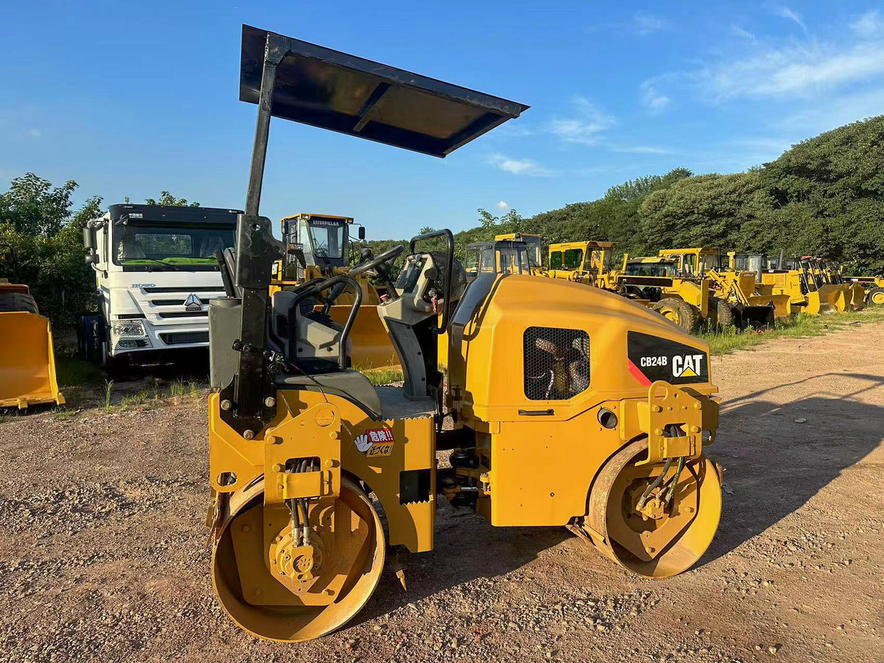 CATERPILLAR CB24B - Rullo: foto 4 CATERPILLAR CB24B - Rullo: foto 4