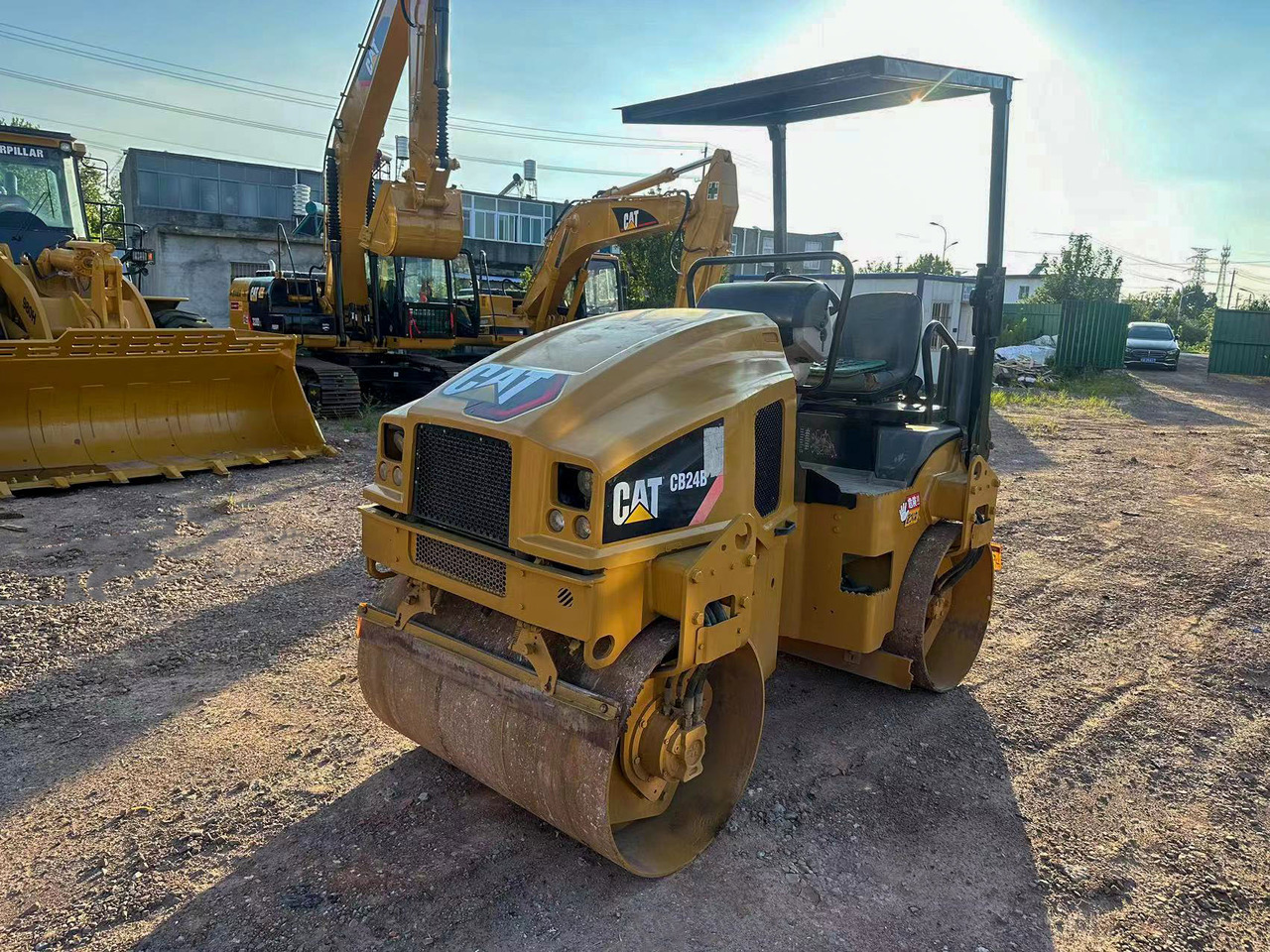 CATERPILLAR CB24B - Rullo: foto 2 CATERPILLAR CB24B - Rullo: foto 2