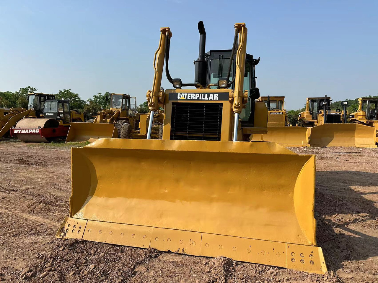 CATERPILLAR D6G Crawler Dozer - Bulldozer: foto 4 CATERPILLAR D6G Crawler Dozer - Bulldozer: foto 4