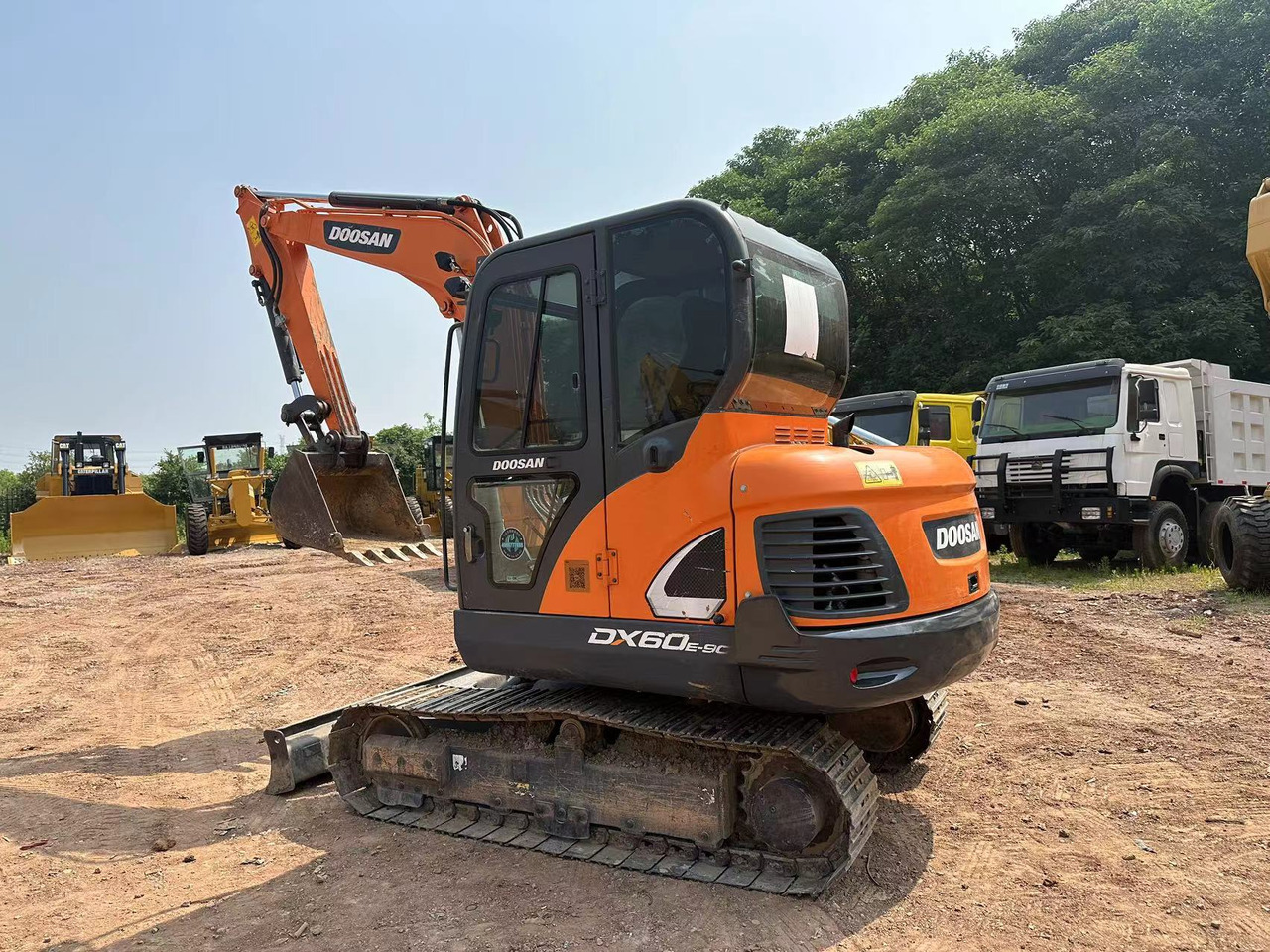 DOOSAN DX60 - Escavatore cingolato: foto 5 DOOSAN DX60 - Escavatore cingolato: foto 5
