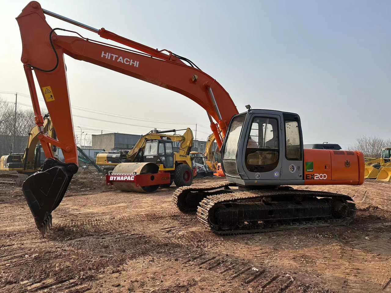 HITACHI EX200 - Escavatore cingolato: foto 5 HITACHI EX200 - Escavatore cingolato: foto 5