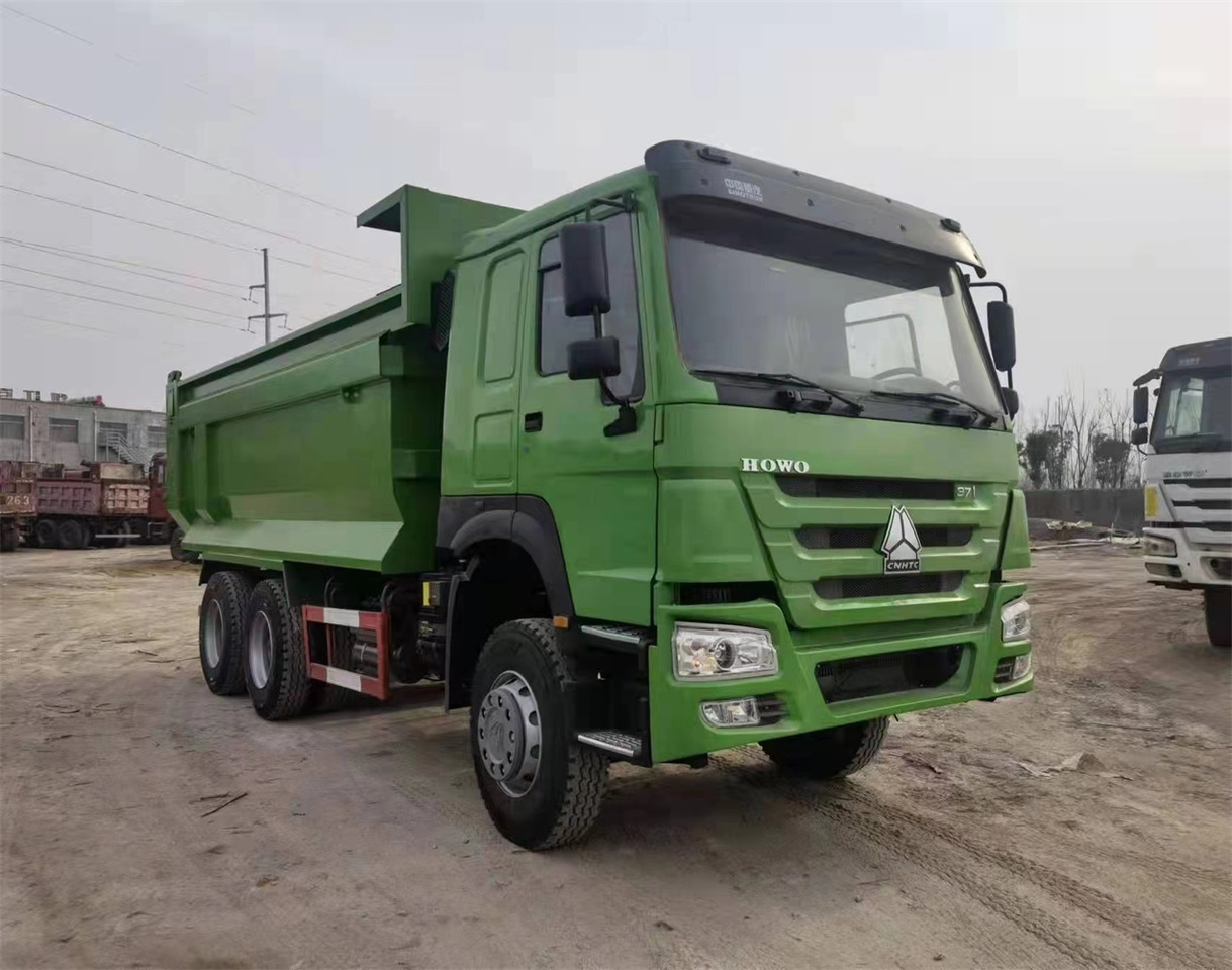 HOWO 371 - Autocarro ribaltabile: foto 1 HOWO 371 - Autocarro ribaltabile: foto 1