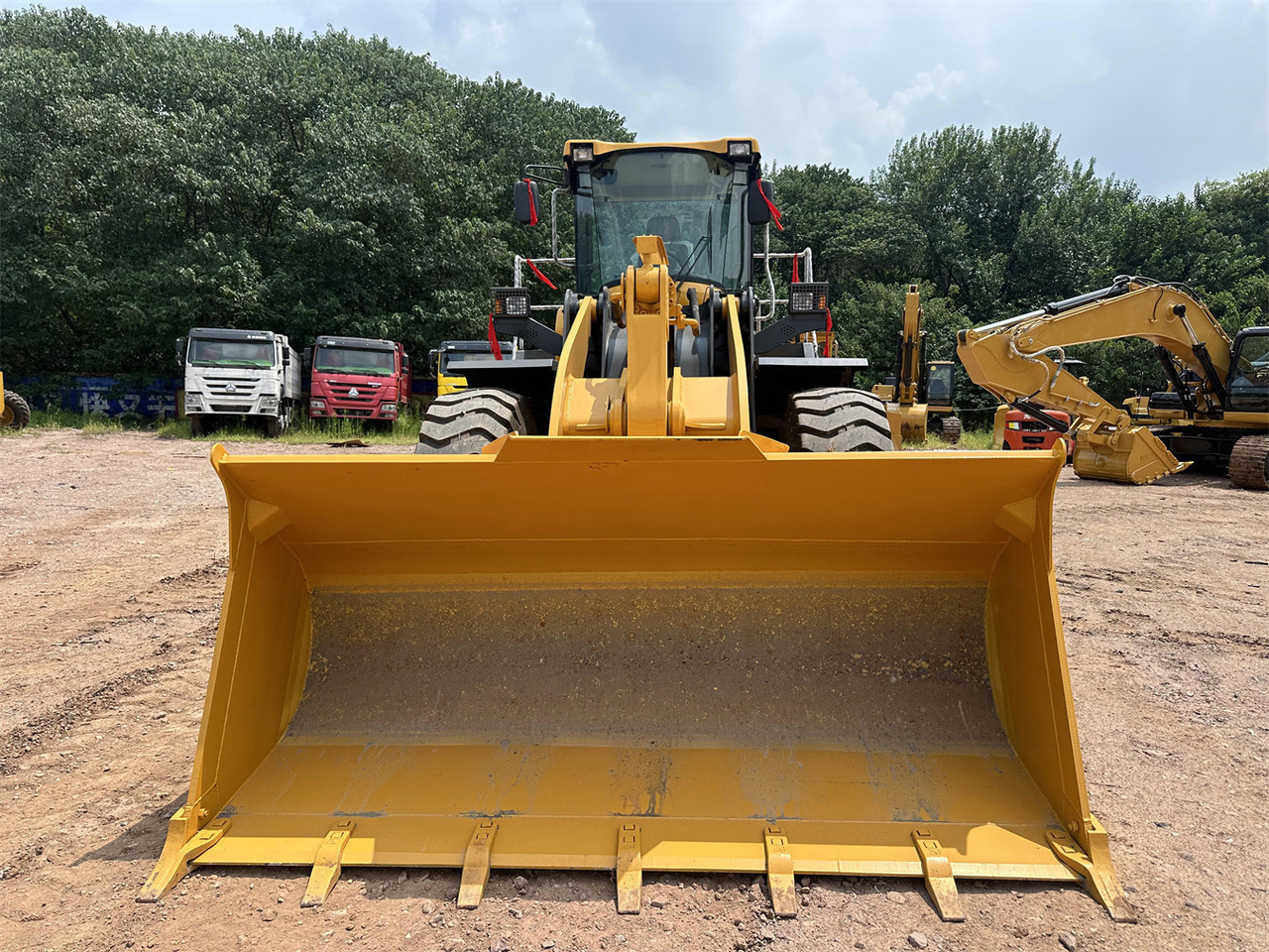 SDLG L956F Wheel loader - Pala gommata: foto 4 SDLG L956F Wheel loader - Pala gommata: foto 4