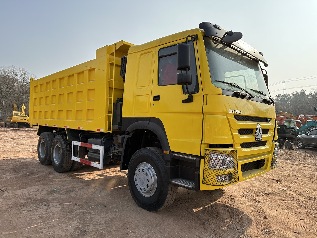 SINOTRUK Howo Dump truck 371 - Autocarro ribaltabile: foto 2 SINOTRUK Howo Dump truck 371 - Autocarro ribaltabile: foto 2