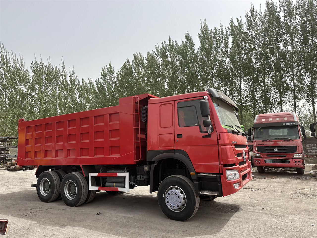 SINOTRUK Howo Dump truck 371 - Autocarro ribaltabile: foto 1 SINOTRUK Howo Dump truck 371 - Autocarro ribaltabile: foto 1