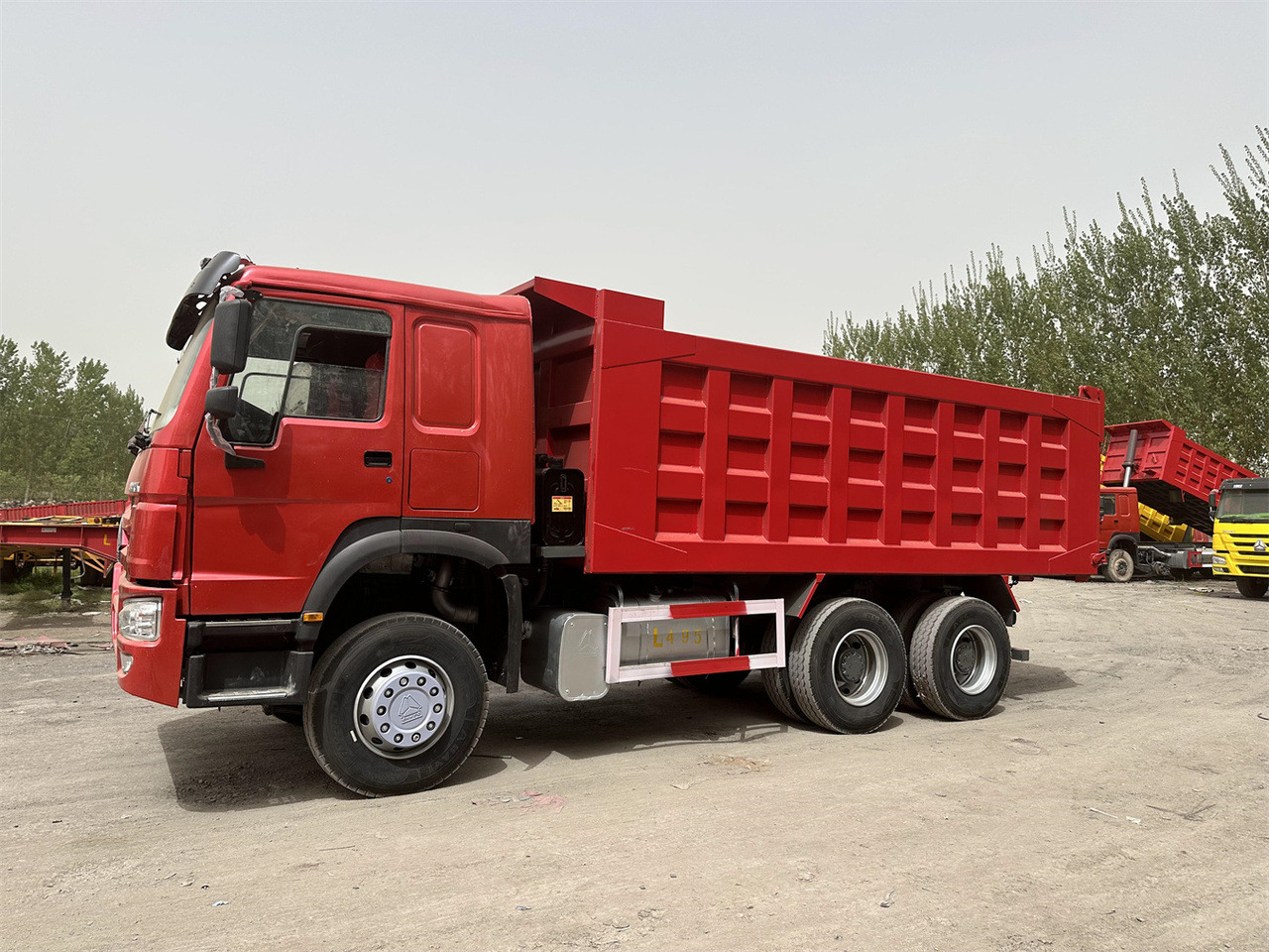 SINOTRUK Howo Dump truck 371 - Autocarro ribaltabile: foto 5 SINOTRUK Howo Dump truck 371 - Autocarro ribaltabile: foto 5