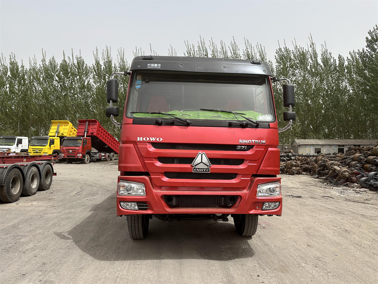 SINOTRUK Howo Dump truck 371 - Autocarro ribaltabile: foto 3 SINOTRUK Howo Dump truck 371 - Autocarro ribaltabile: foto 3