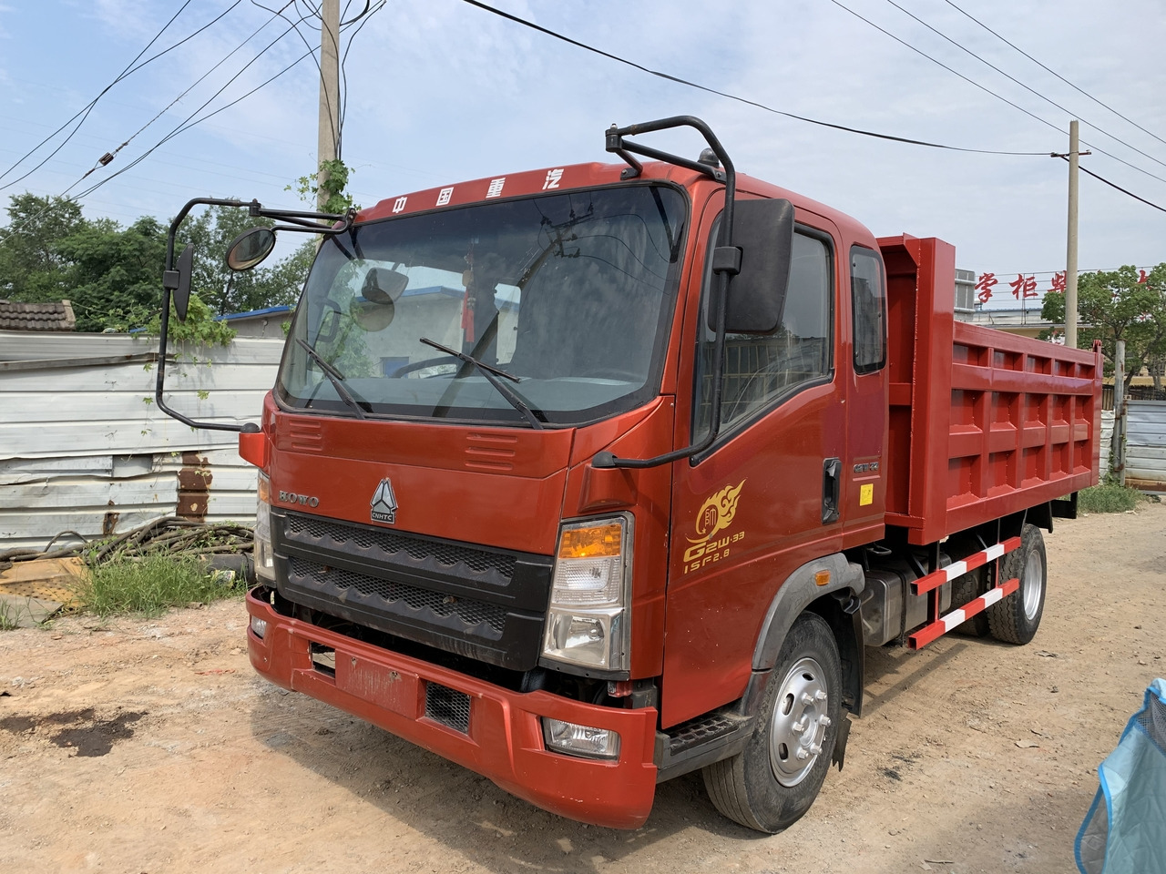 SINOTRUK Howo Dump truck 4x2 - Autocarro ribaltabile: foto 2 SINOTRUK Howo Dump truck 4x2 - Autocarro ribaltabile: foto 2