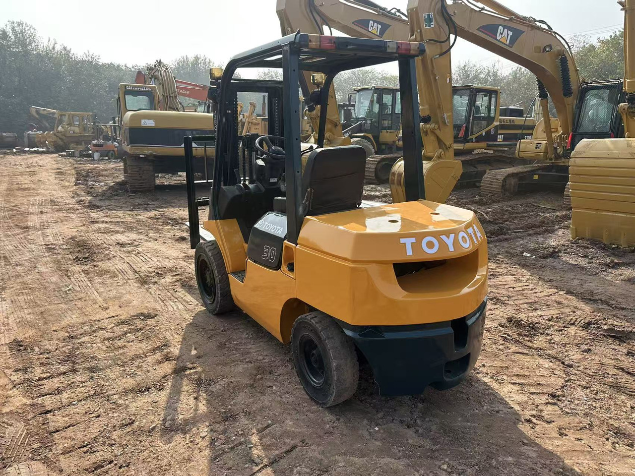 Toyota 30 - Carrello elevatore diesel: foto 4 Toyota 30 - Carrello elevatore diesel: foto 4