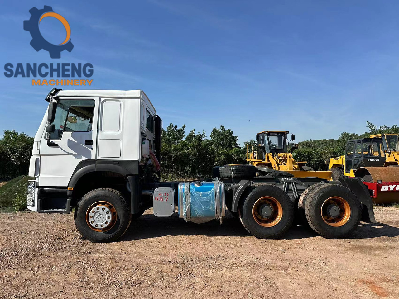 SINOTRUK HOWO Truck Head 371 - Trattore stradale: foto 1 SINOTRUK HOWO Truck Head 371 - Trattore stradale: foto 1