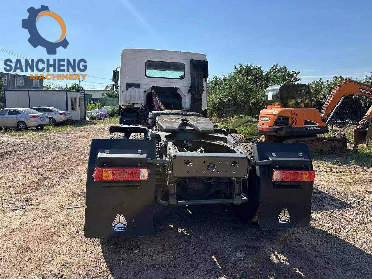 Trattore stradale SINOTRUK HOWO Truck Head 371: foto 11 Trattore stradale SINOTRUK HOWO Truck Head 371: foto 11