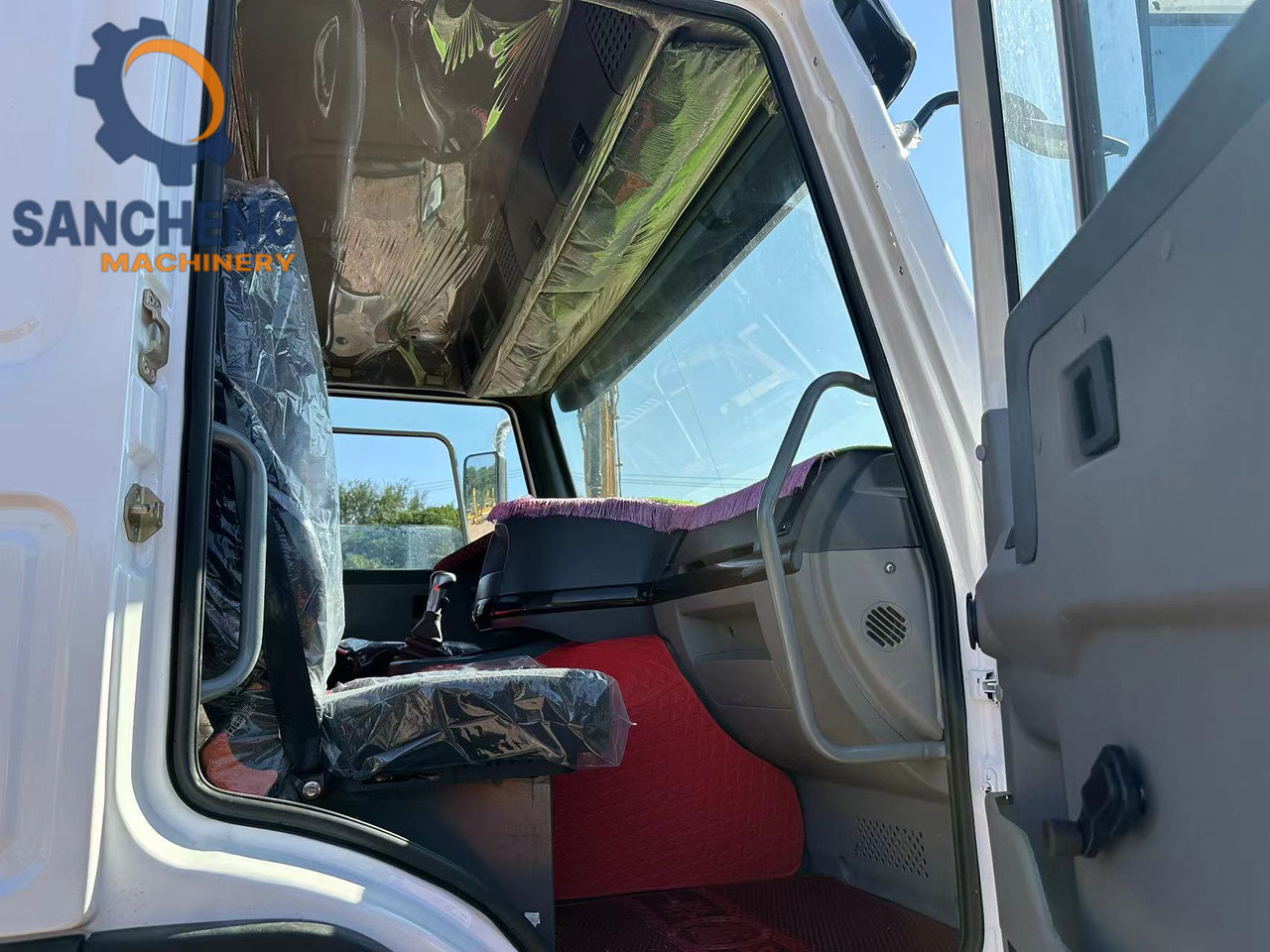 Trattore stradale SINOTRUK HOWO Truck Head 371: foto 9 Trattore stradale SINOTRUK HOWO Truck Head 371: foto 9