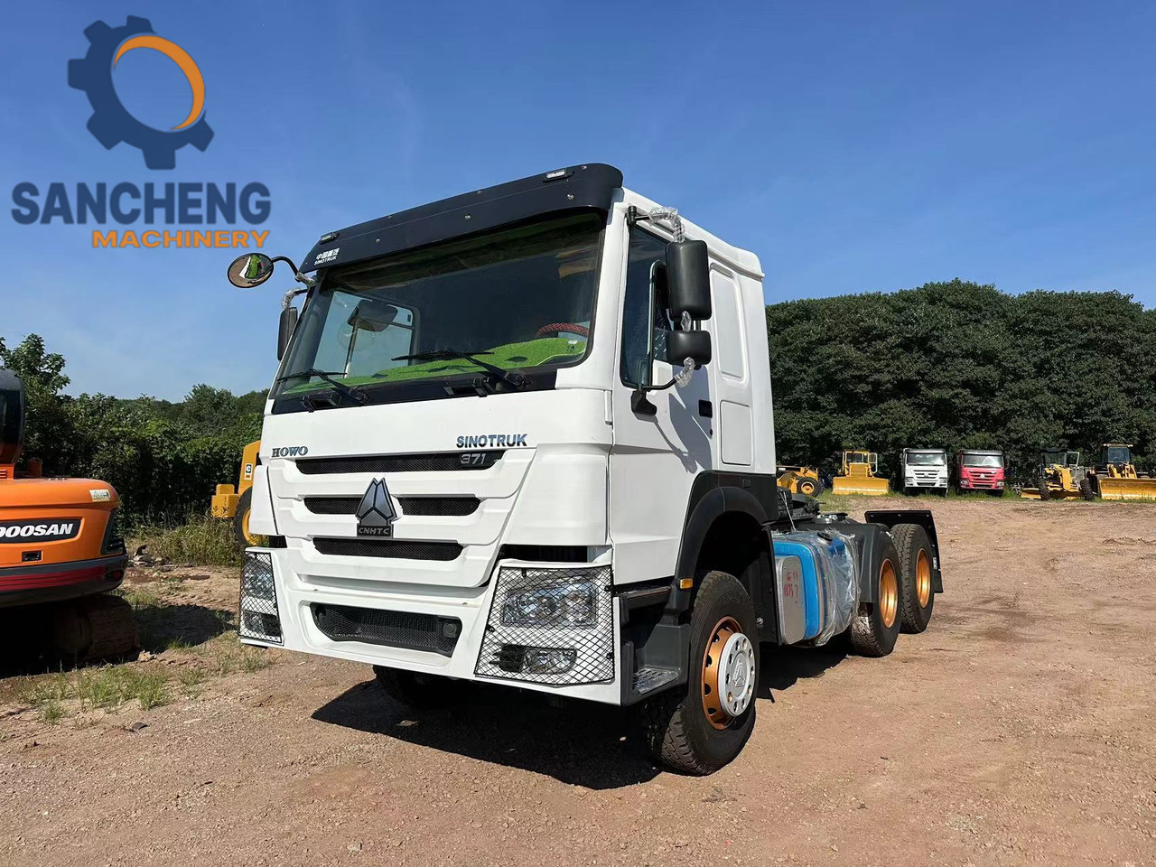 SINOTRUK HOWO Truck Head 371hp 6x4 - Trattore stradale: foto 1 SINOTRUK HOWO Truck Head 371hp 6x4 - Trattore stradale: foto 1