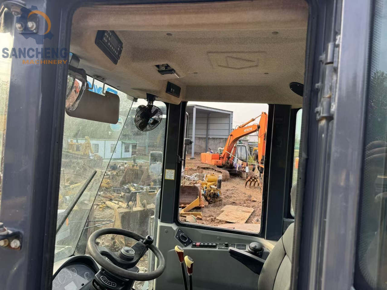 XCMG LW500F - Pala gommata: foto 5 XCMG LW500F - Pala gommata: foto 5