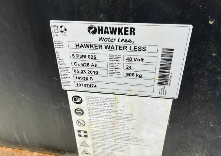 Carrello elevatore elettrico CAT Lift Trucks EP16KT: foto 7