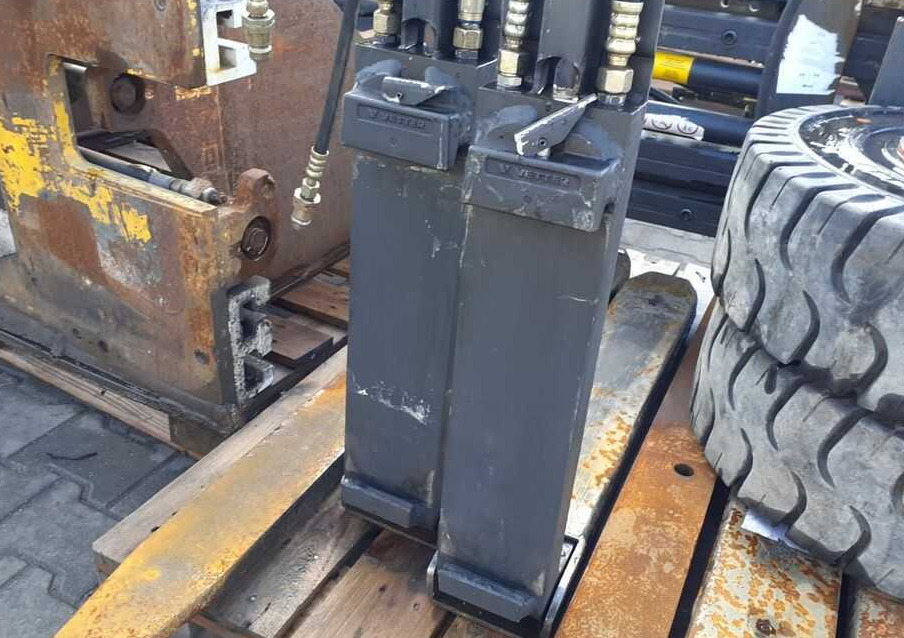 Griptech RG2-20-800-450 - Braccio per Mezzo di movimentazione: foto 2 Griptech RG2-20-800-450 - Braccio per Mezzo di movimentazione: foto 2