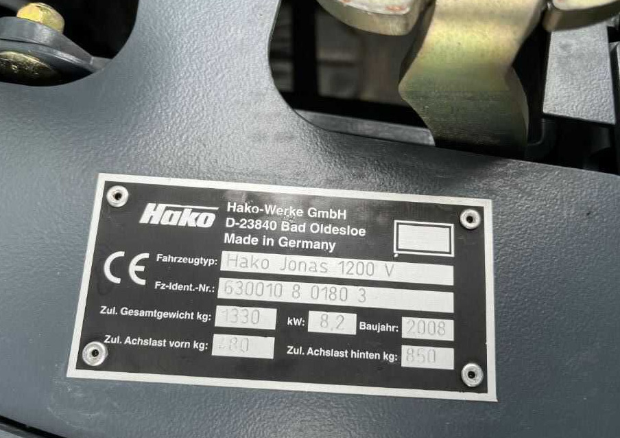 Hako Jonas 1200V - Spazzatrice industriale: foto 4 Hako Jonas 1200V - Spazzatrice industriale: foto 4