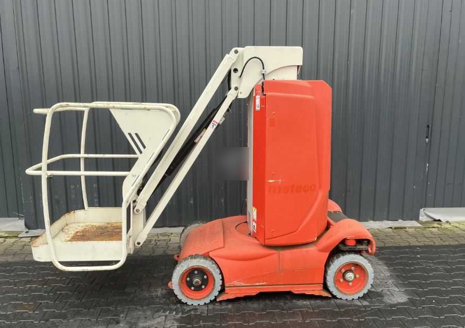 Haulotte STAR 10-1 - Elevatore verticale: foto 2 Haulotte STAR 10-1 - Elevatore verticale: foto 2