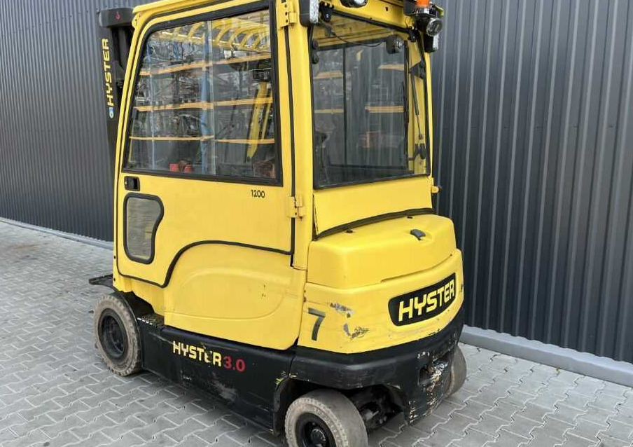 Hyster J3.0XN - Carrello elevatore elettrico: foto 3 Hyster J3.0XN - Carrello elevatore elettrico: foto 3