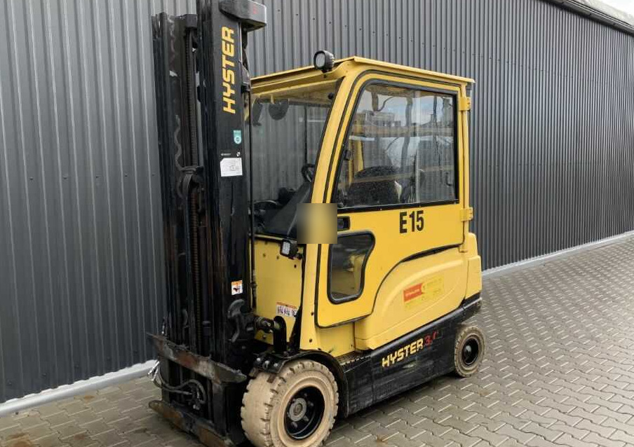 Hyster J3.0XN - Carrello elevatore elettrico: foto 1 Hyster J3.0XN - Carrello elevatore elettrico: foto 1