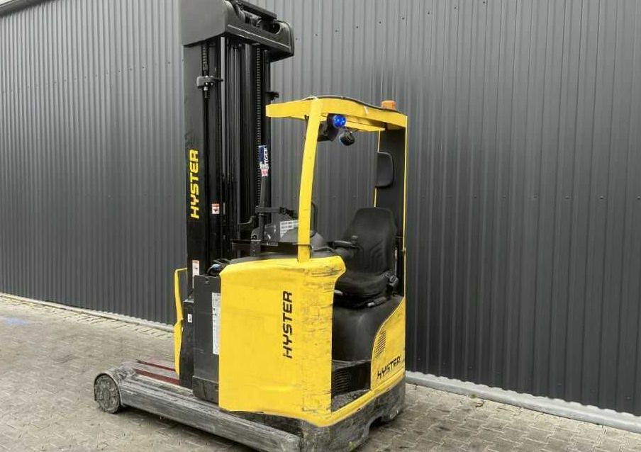 Hyster R2.5 - Carrello retrattile: foto 3 Hyster R2.5 - Carrello retrattile: foto 3
