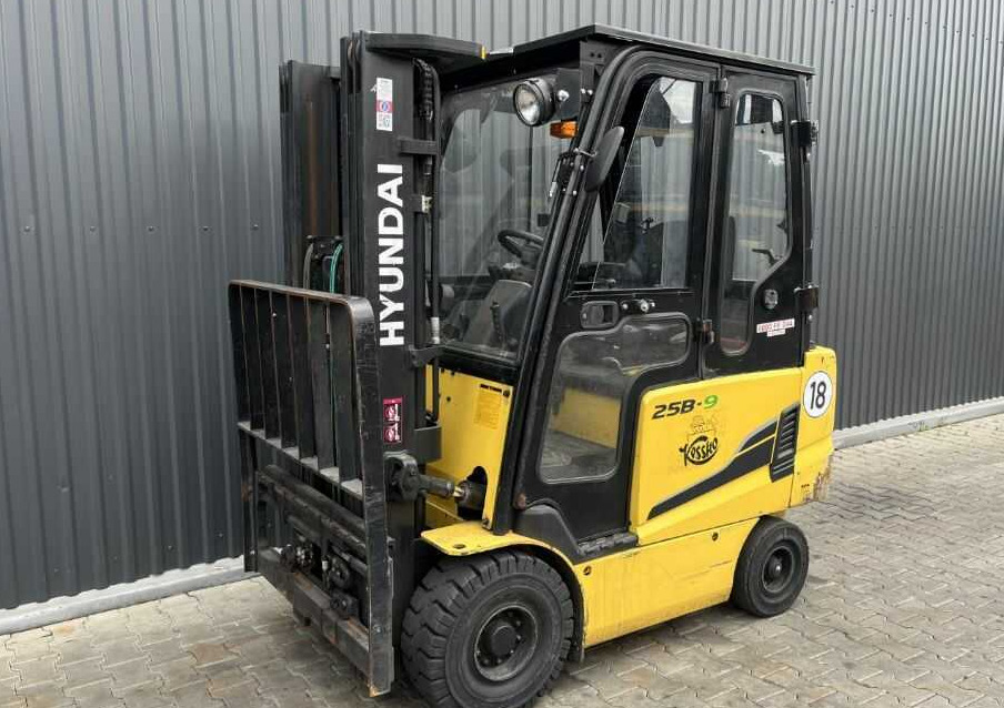Hyundai 25B-9 - Carrello elevatore elettrico: foto 1 Hyundai 25B-9 - Carrello elevatore elettrico: foto 1