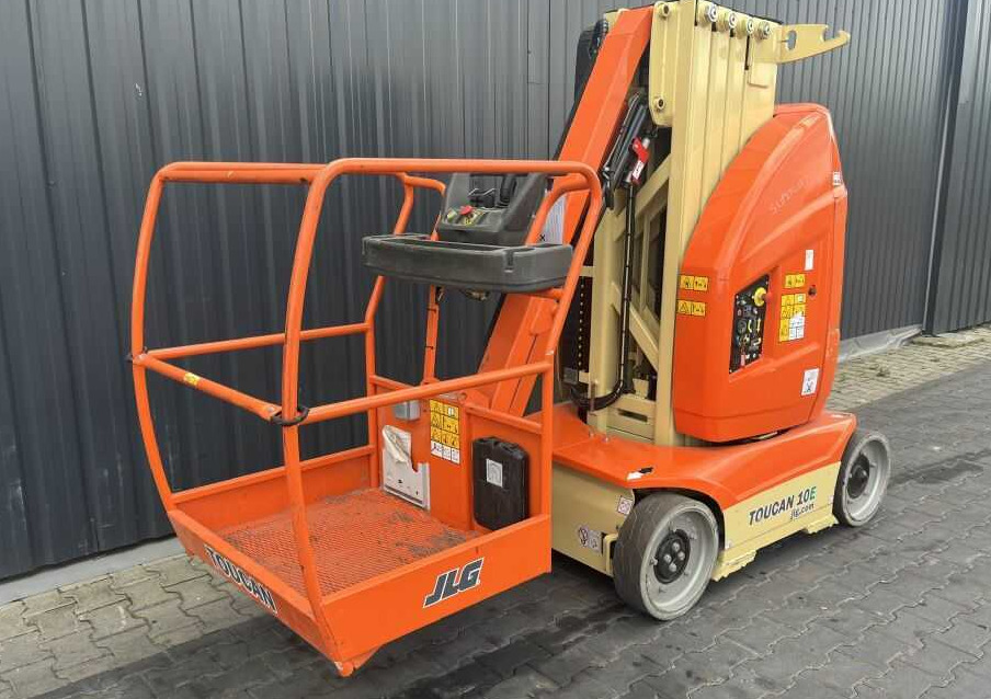 JLG Toucan 10E - Elevatore verticale: foto 1 JLG Toucan 10E - Elevatore verticale: foto 1