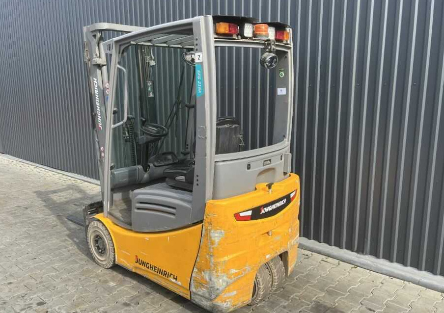 Jungheinrich EFG216k - Carrello elevatore elettrico: foto 3 Jungheinrich EFG216k - Carrello elevatore elettrico: foto 3