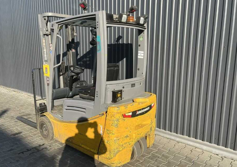 Jungheinrich EFG220 - Carrello elevatore elettrico: foto 3 Jungheinrich EFG220 - Carrello elevatore elettrico: foto 3