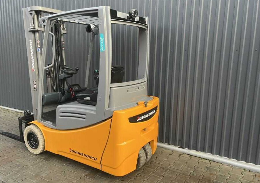 Jungheinrich EFG220 - Carrello elevatore elettrico: foto 3 Jungheinrich EFG220 - Carrello elevatore elettrico: foto 3