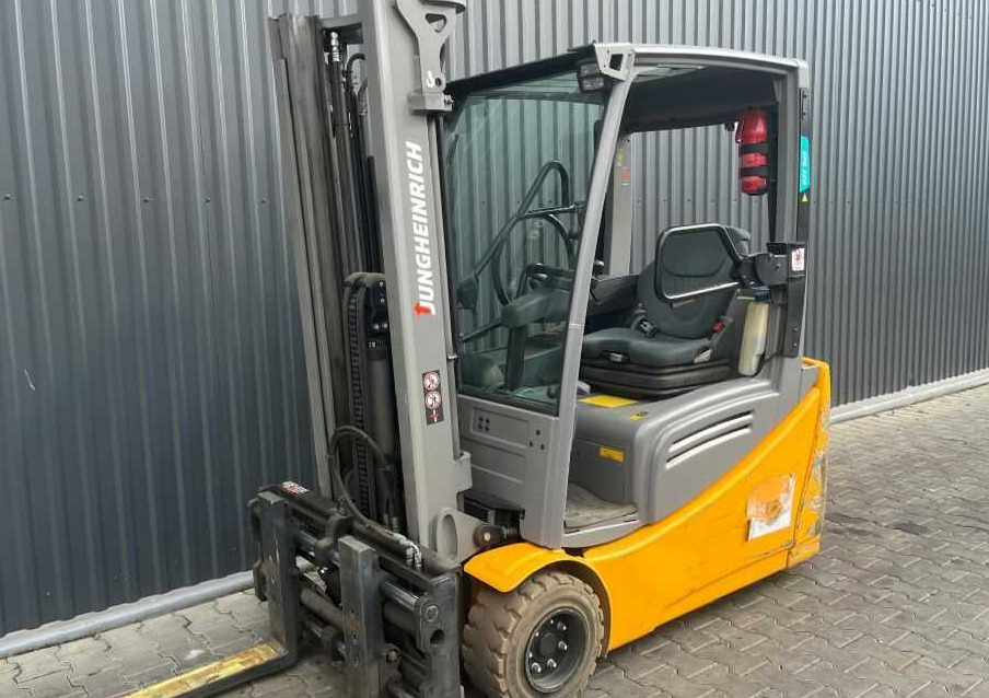 Jungheinrich EFG220 - Carrello elevatore elettrico: foto 1 Jungheinrich EFG220 - Carrello elevatore elettrico: foto 1