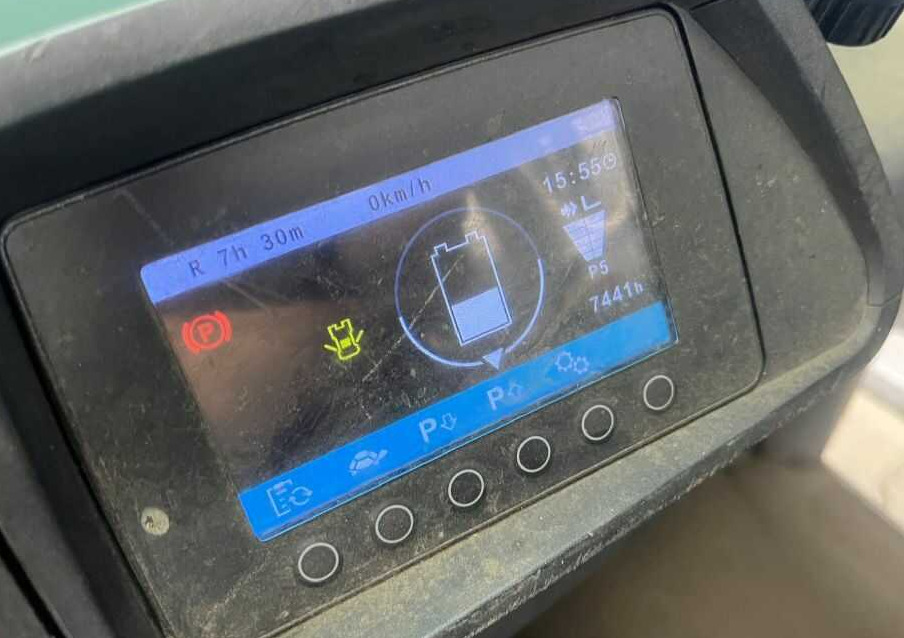 Jungheinrich EFG220 - Carrello elevatore elettrico: foto 5 Jungheinrich EFG220 - Carrello elevatore elettrico: foto 5