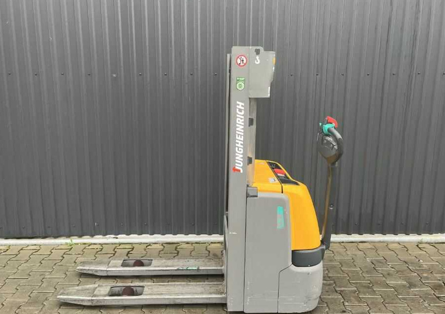 Jungheinrich EJC112 - Stoccatore: foto 2 Jungheinrich EJC112 - Stoccatore: foto 2