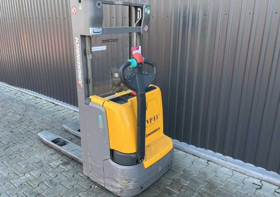 Jungheinrich EJC112 - Stoccatore: foto 3 Jungheinrich EJC112 - Stoccatore: foto 3