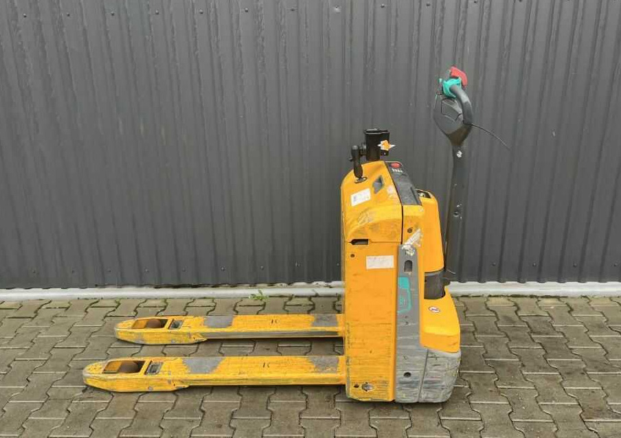 Jungheinrich EJE114 - Transpallet: foto 2 Jungheinrich EJE114 - Transpallet: foto 2