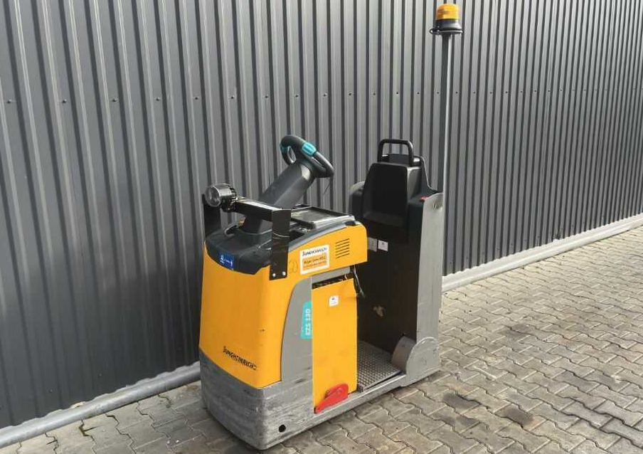 Jungheinrich EZS130 - Trattore elettrico: foto 1 Jungheinrich EZS130 - Trattore elettrico: foto 1