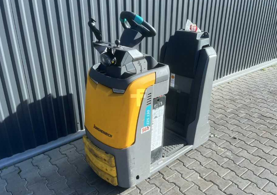 Jungheinrich EZS130 - Trattore elettrico: foto 1 Jungheinrich EZS130 - Trattore elettrico: foto 1