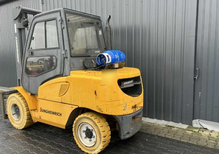 Jungheinrich TFG550 - Carrello elevatore a gas: foto 3 Jungheinrich TFG550 - Carrello elevatore a gas: foto 3