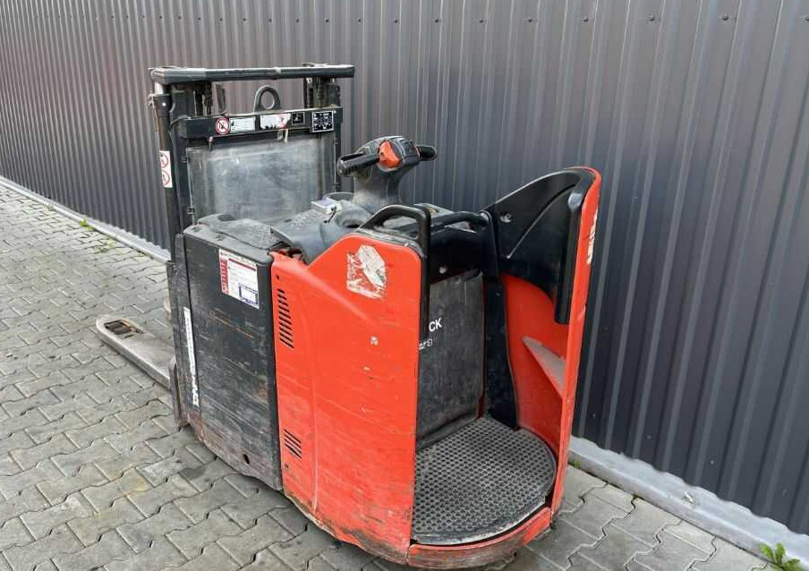 Linde D12SP - Stoccatore: foto 3 Linde D12SP - Stoccatore: foto 3