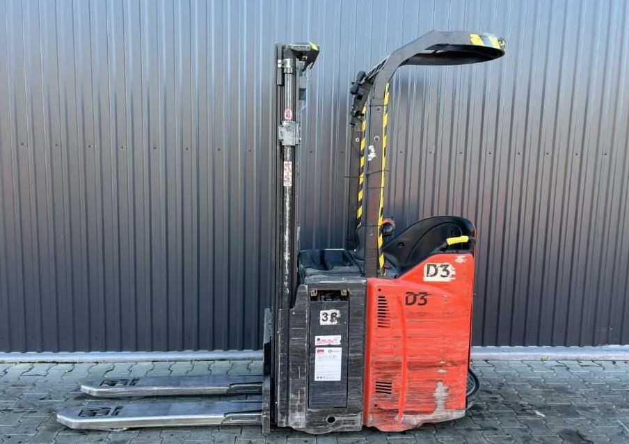 Linde D14SP - Stoccatore: foto 2 Linde D14SP - Stoccatore: foto 2