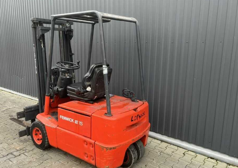 Linde E15 - Carrello elevatore elettrico: foto 3 Linde E15 - Carrello elevatore elettrico: foto 3