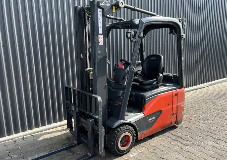 Linde E16-02 - Carrello elevatore elettrico: foto 1 Linde E16-02 - Carrello elevatore elettrico: foto 1